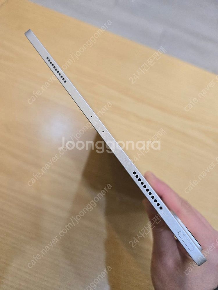 아이패드프로5세대12.9실버256gb wifi판매합니다--1