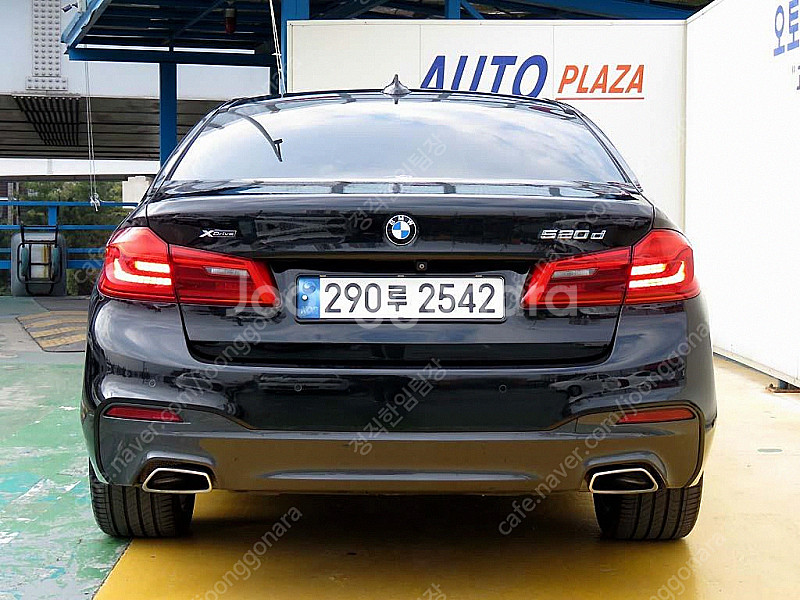 BMW 5시리즈 (G30) 520d xDrive M 스...--3