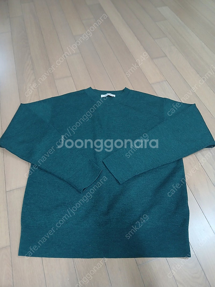 리플레인 울 100% 니트 프리싸이즈 그린 택포 2!!--2