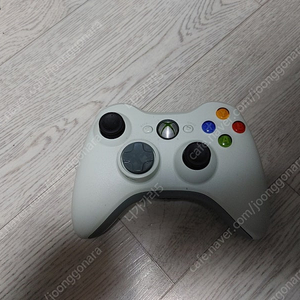 XBOX360 무선 컨트롤러판매합니다.