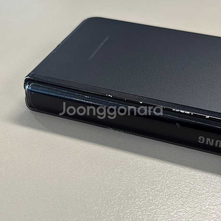 갤럭시Z폴드3 블랙색상 256용량 파손없는 단말기 기능...--7