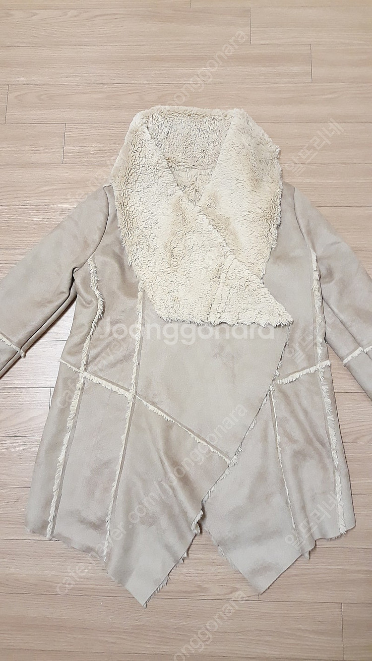 (새상품) 무스탕 에코밍크 오픈 자켓 반코트 (M)--2