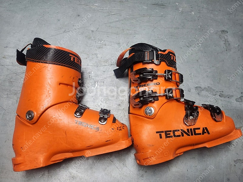 테크니컬 주니어 레이싱 스키부츠 r90 230~235 싸이즈 판매--2