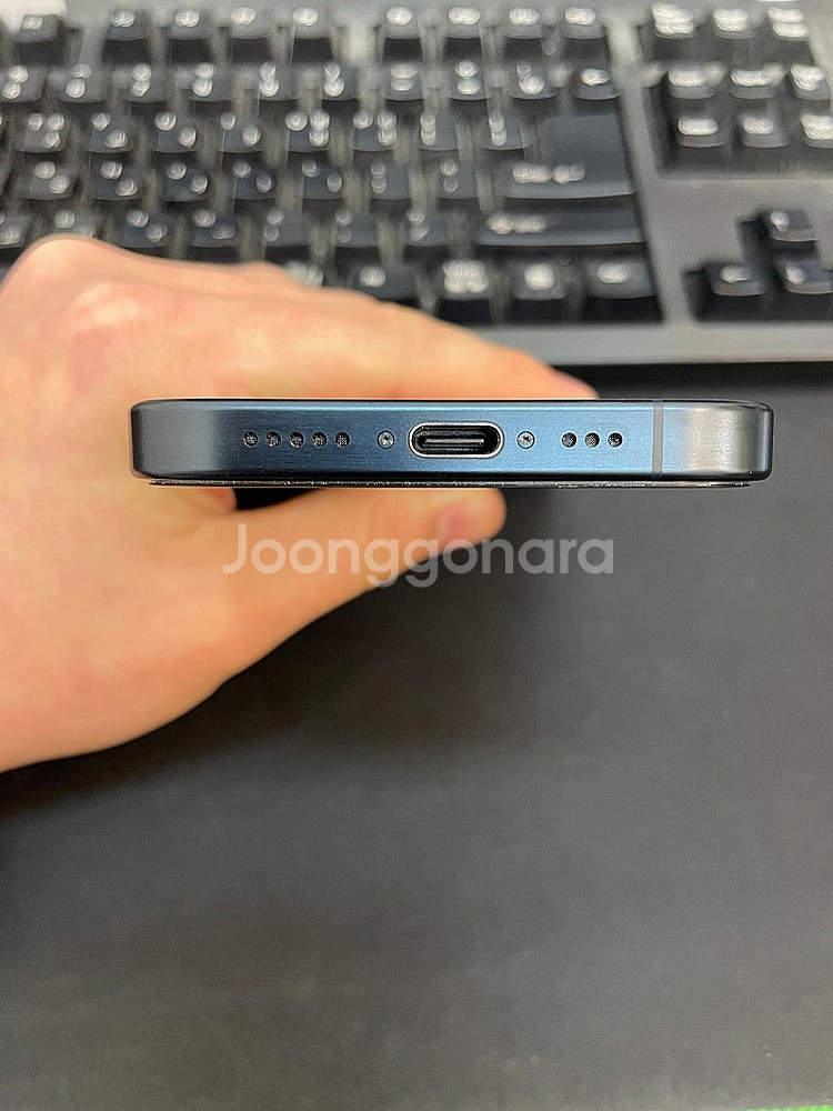 아이폰15프로 블루 256GB 배터리92% 상태좋은 중...--6