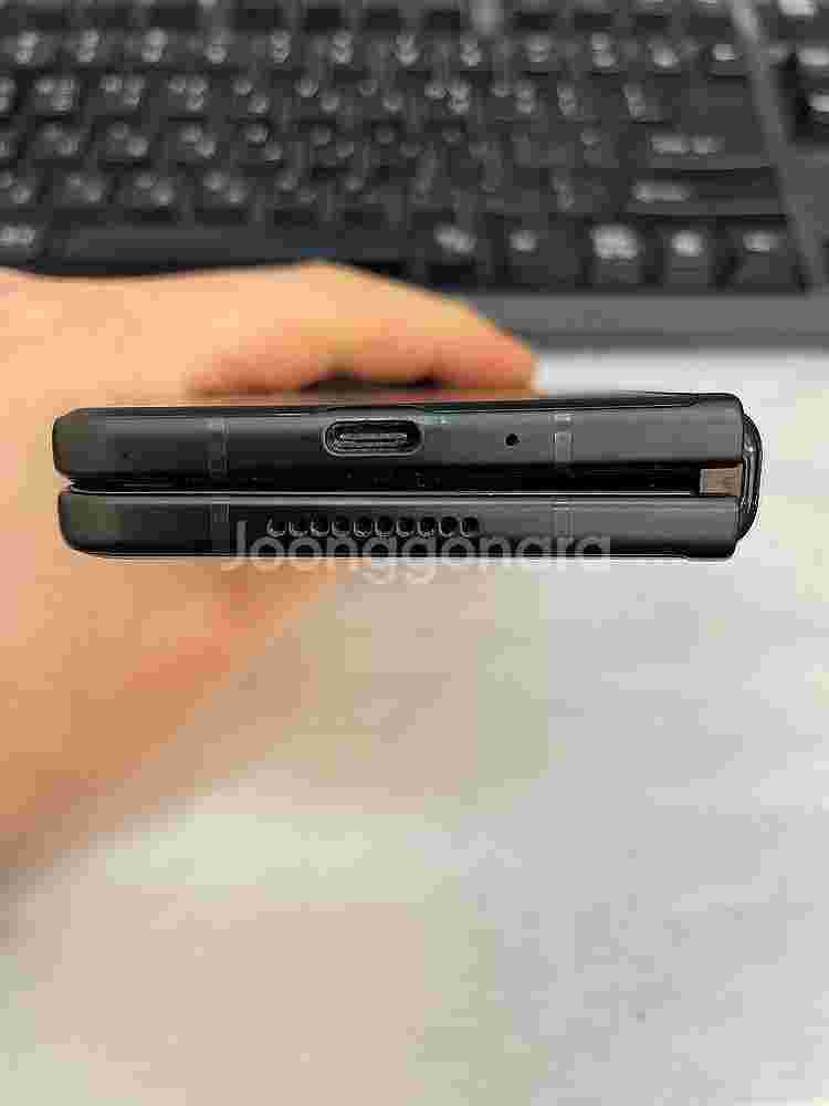 갤럭시Z폴드3 블랙 256GB 무잔상 가성비좋은 중고1...--6
