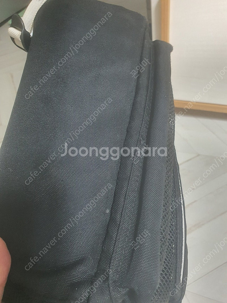 휠라책가방 블랙 판매해요--5