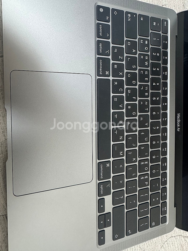 2020 맥북에어 13인치 판매합니다--1