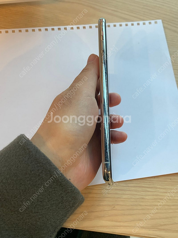 아이폰 xs max 256 실버 팔아요:)--5