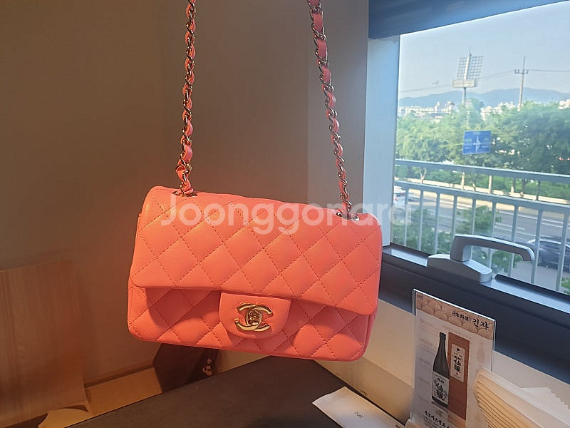 샤넬 미니 플랩백--5