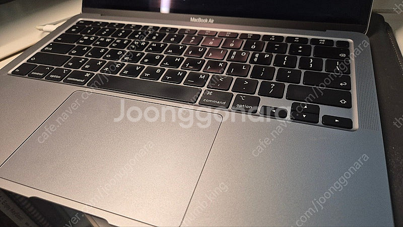 맥북에어 2020 (인텔 쿼드코어 램 16GB 512G--8