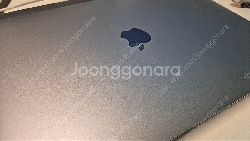 맥북에어 2020 (인텔 쿼드코어 램 16GB 512G--0