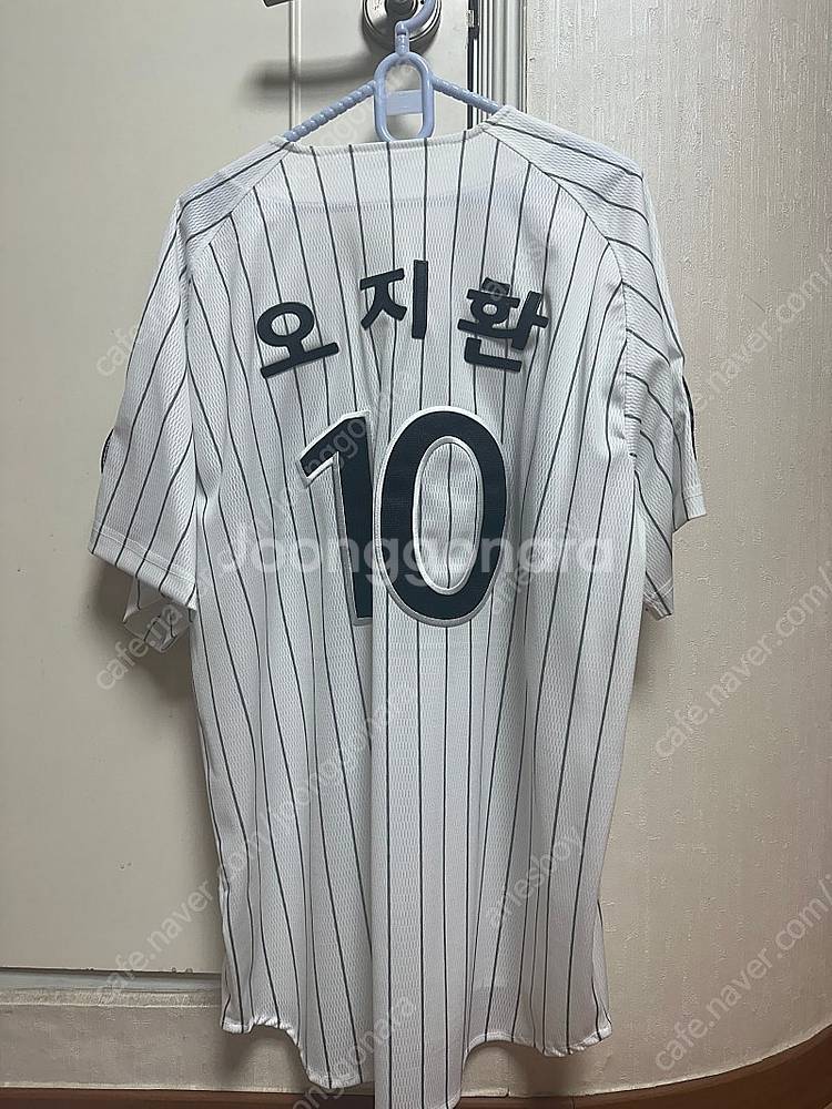 엘지 트윈스 청룡에디션, 코카콜라 유광점퍼--3