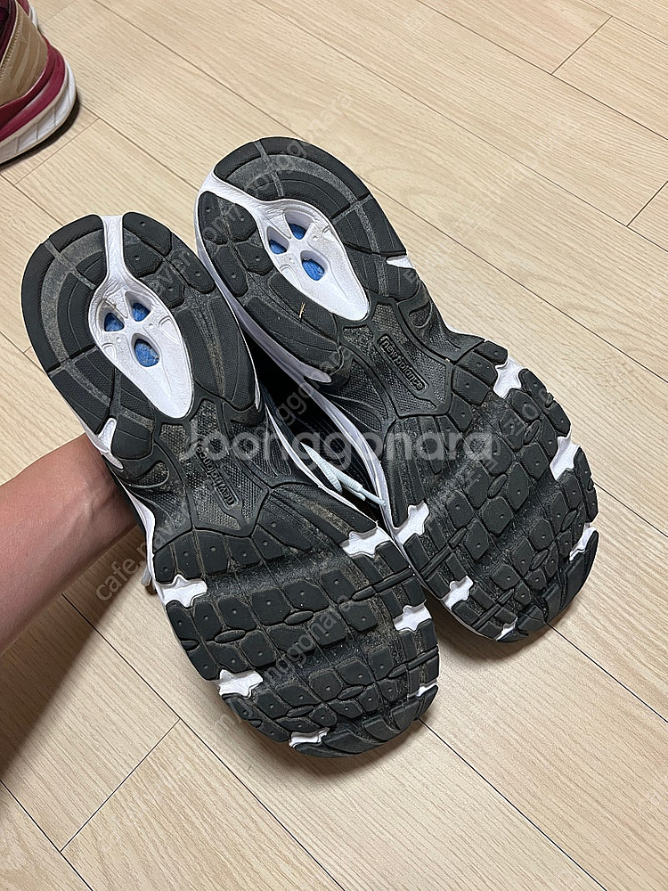 뉴발란스 530 블랙 295사이즈--7