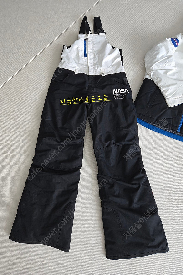 가격내림686주니어 나사 보드복세트Xl,지로헬멧,스미스 이미지