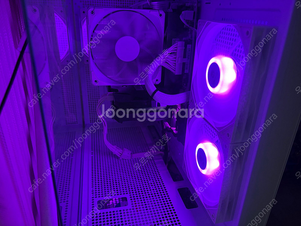 2월 초 거래, 직거래 우대 ) 영상용 사양 데탑 판매...--1
