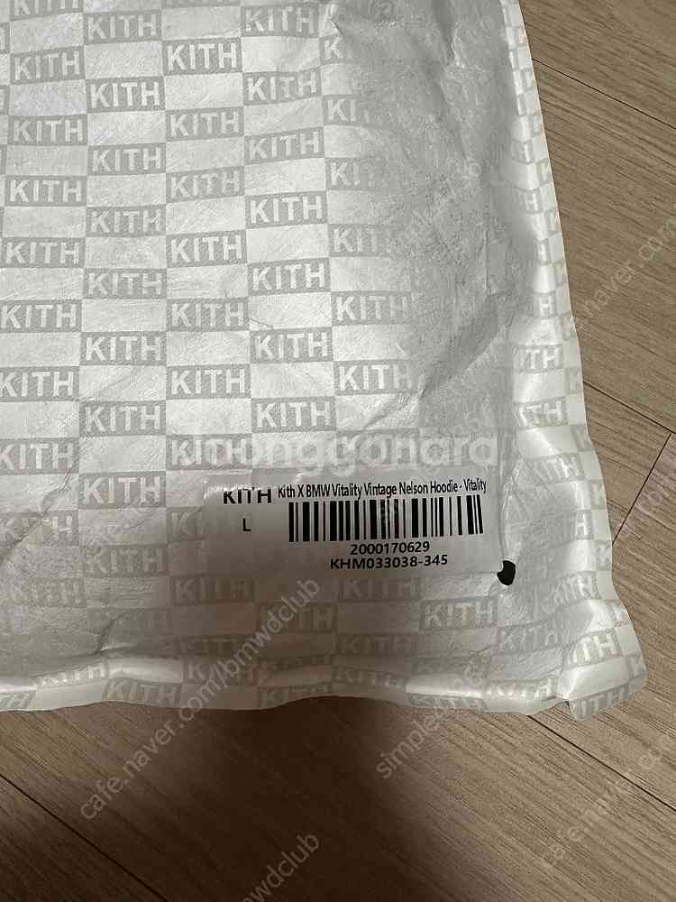 KITH X BMW 후드,크루넥 판매합니다.--2