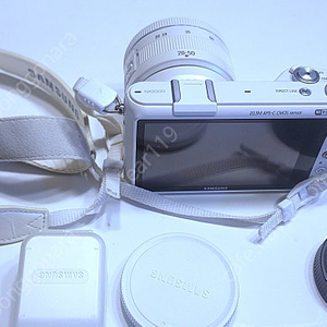 삼성미러리스 nx2000 2050 mm 화이트