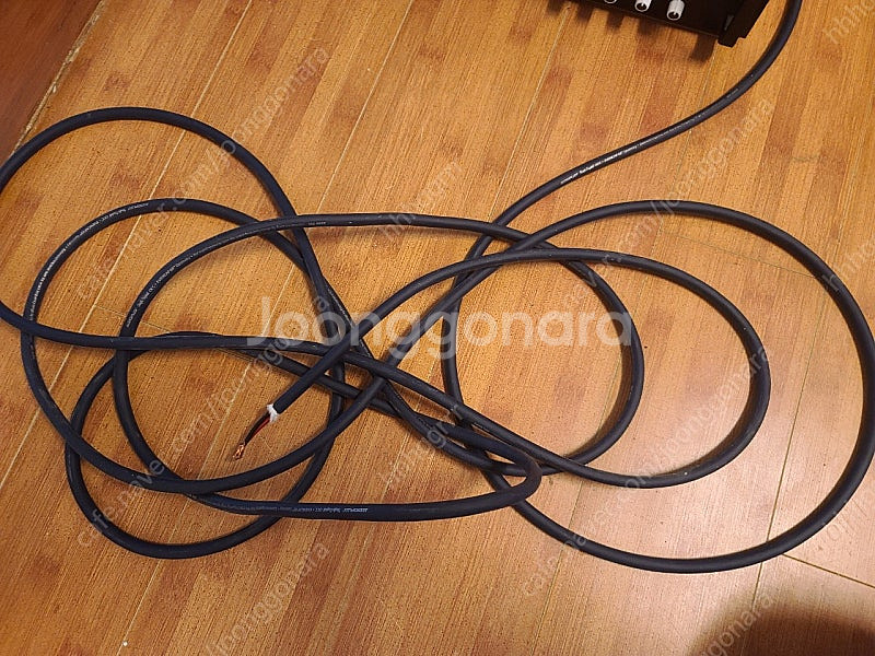 태진미디어 TJ 노래방 기계 세트로 팝니다--3