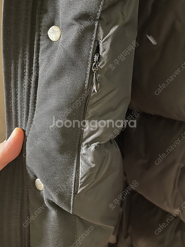 무스너클 남자 스털링 파카 패딩 블랙 컬러 화이트퍼--6