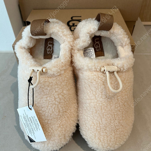 미국어그 UGG 뽀글이 슬립온 190 새상품