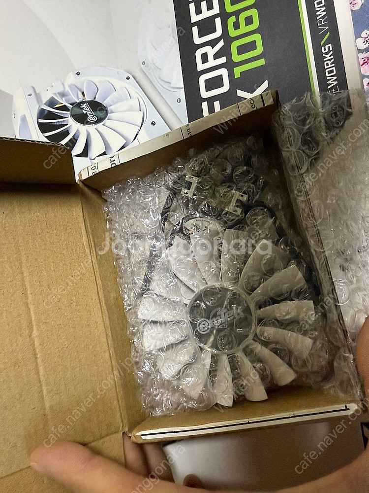 gtx1060 6g 이엠텍 화이트몬스터 팝니다--3