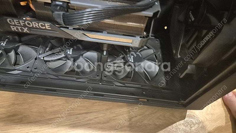 Gigabyte rtx4090 gaming oc 팝니다...--3