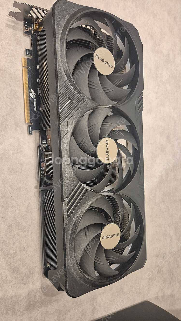 Gigabyte rtx4090 gaming oc 팝니다...--8