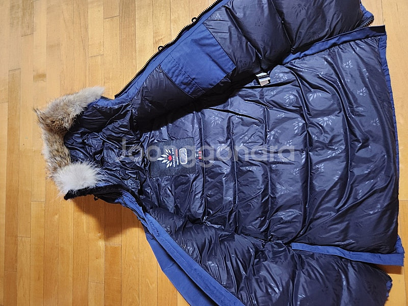 (새제품급)(정품)캐나다 아틱베이 캐나다구스 맥케이지--5