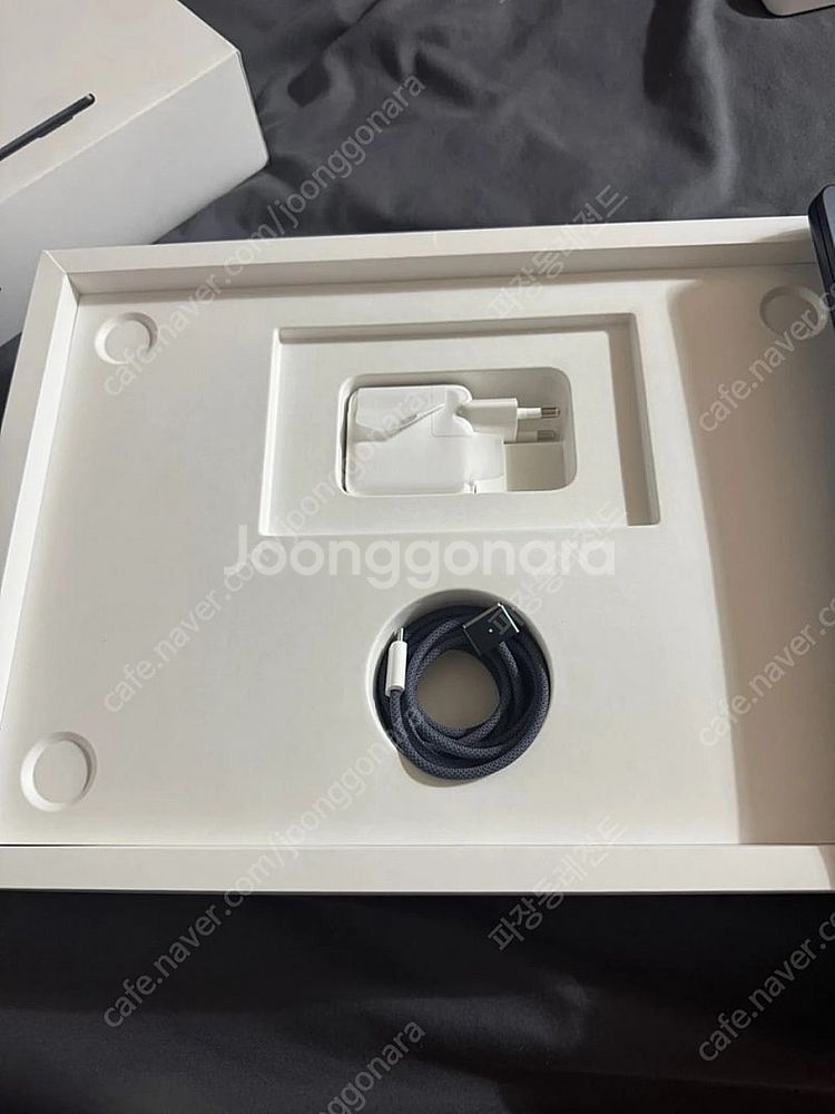 맥북에어 15인치 M2 미드 나이트 8GB / 512G...--7
