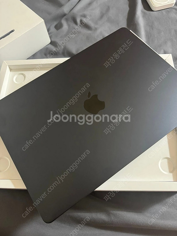 맥북에어 15인치 M2 미드 나이트 8GB / 512G...--0