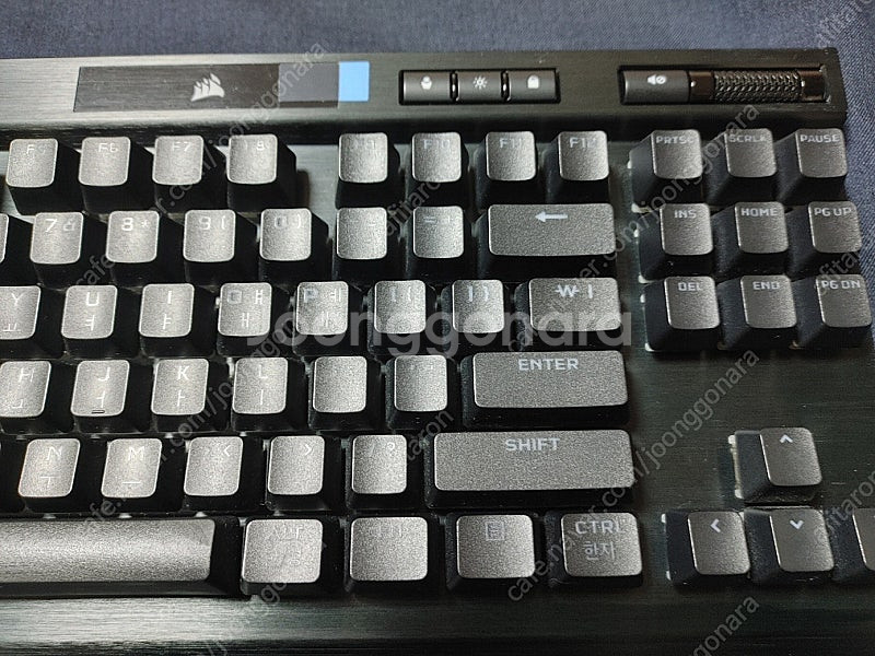 커세어 K70 RGB TKL 저소음적축 팝니다--1