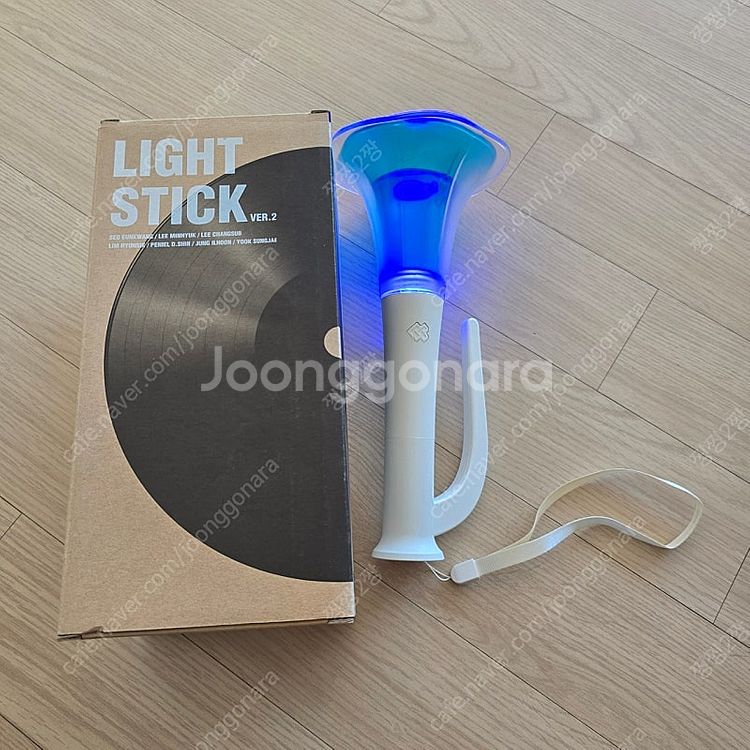 비투비 응원봉 버전2 팔아요~--3