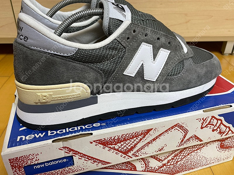 뉴발란스 990v1 30주년 m990gry 285사이즈...--0