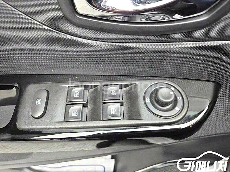 QM3 디젤 1.5 RE 2014 년 중고 가성비 차상태 완벽해요--5