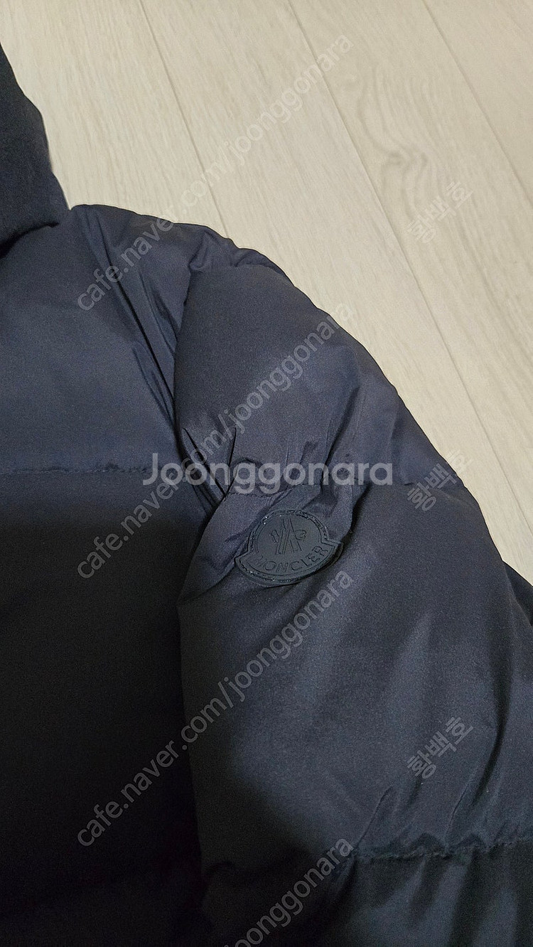 몽클레어 남성 패딩--3
