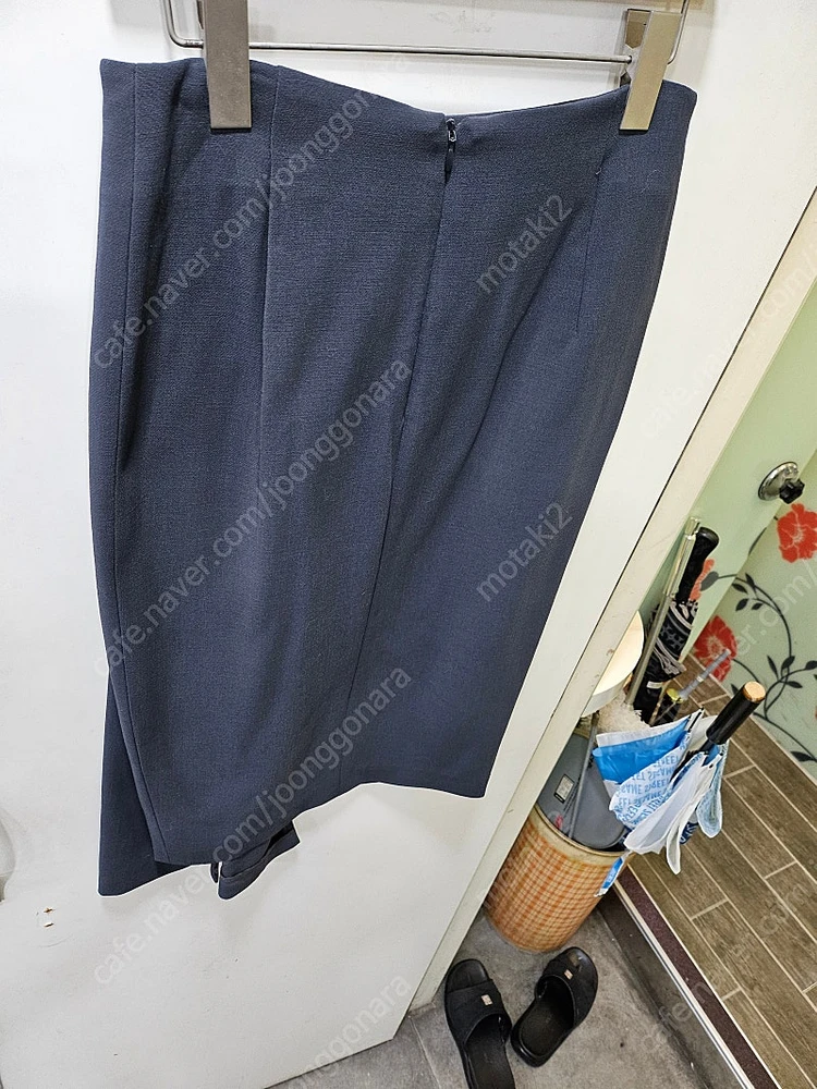 브루넬로 쿠치넬리 스커트 이미지