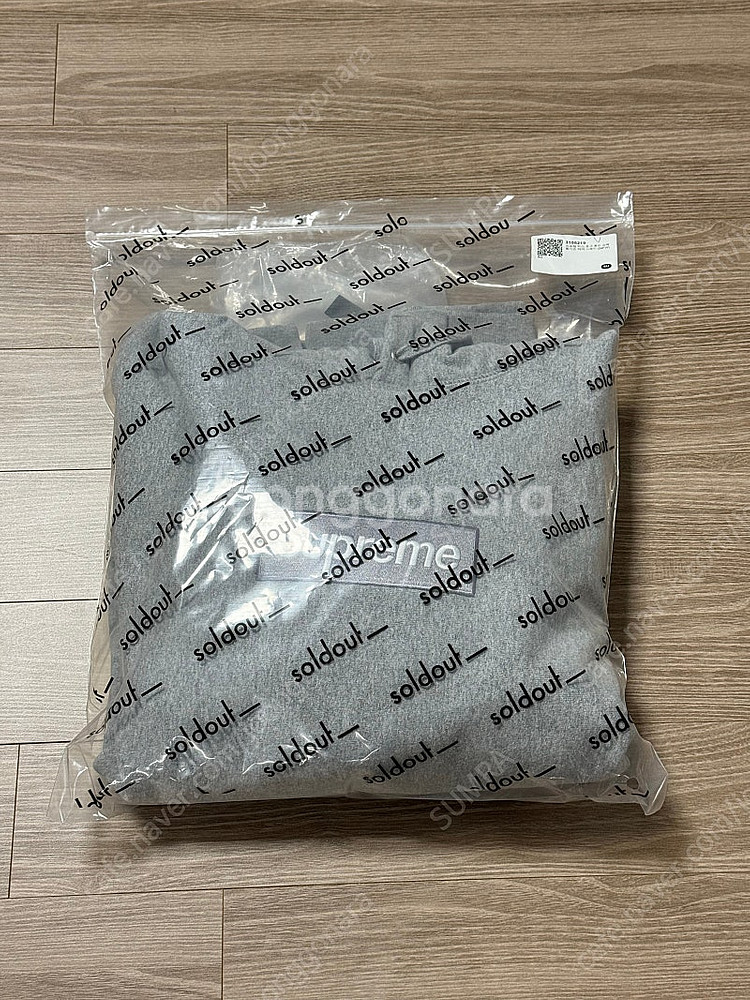 [L] 24FW 슈프림 박스로고 그레이 후드--1