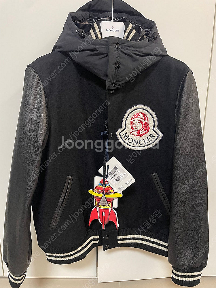 [3] 몽클레어 x 빌리네어 콜라보 블랙 바시티 스타디...--0