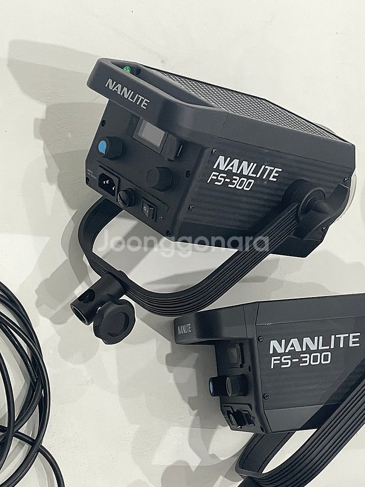 난라이트 fs300 지속광 2ea 판매--1