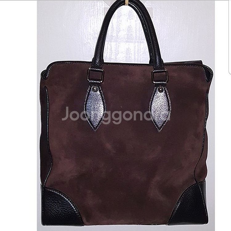 루이비통 컬렉션 라인 남성 가방 정품 퍼렐 광고 초레어...--9