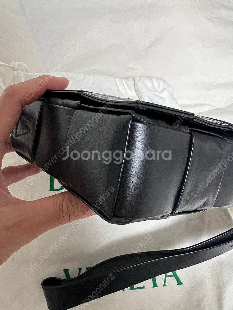 보테가베네타 카세트백 블랙(21fw)--1