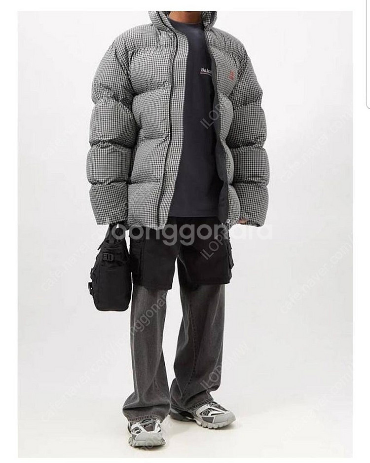 발렌시아가 패딩 새상품--0