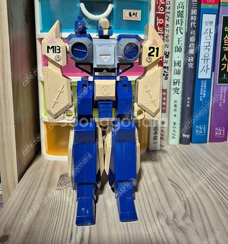 강남모형 똘이와 제타로보트, 이글상사 84태권브이, 혹성전자로보, 반다이 투장 다이모스, 야마토 마크로스 SDF-1...--1