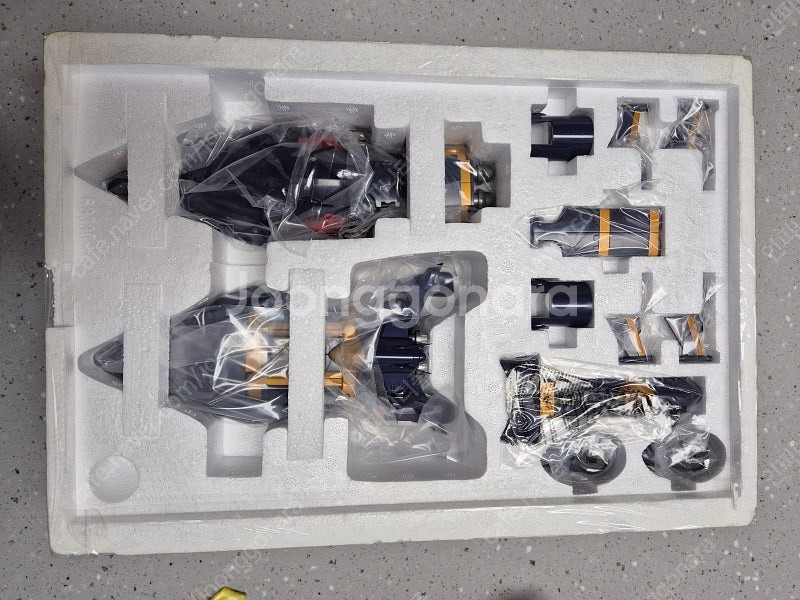 강남모형 똘이와 제타로보트, 이글상사 84태권브이, 혹성전자로보, 반다이 투장 다이모스, 야마토 마크로스 SDF-1...--0