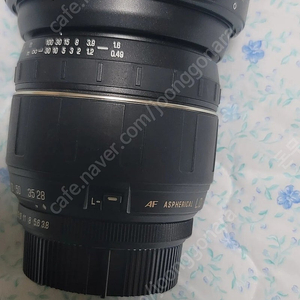 펜탁스용 탐론 af28-200 LD 신동품 가격인하