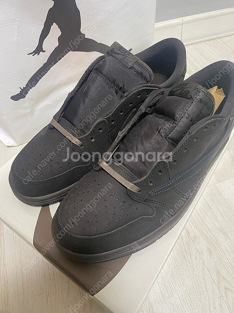 [275]나이키 조던 1 x 트래비스 스캇 레트로 로우--1