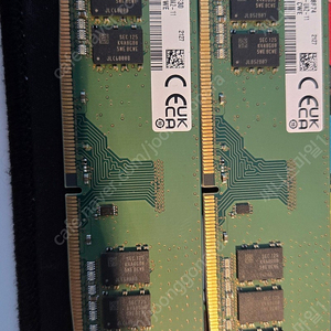 ddr3 3200 8gb x 2 개 3만원에 판매합니다.