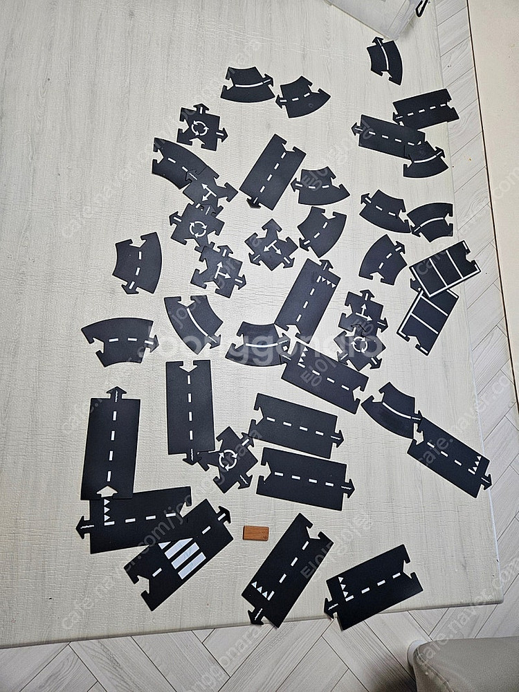 웨이투플레이 도로 장난감 40pcs--0