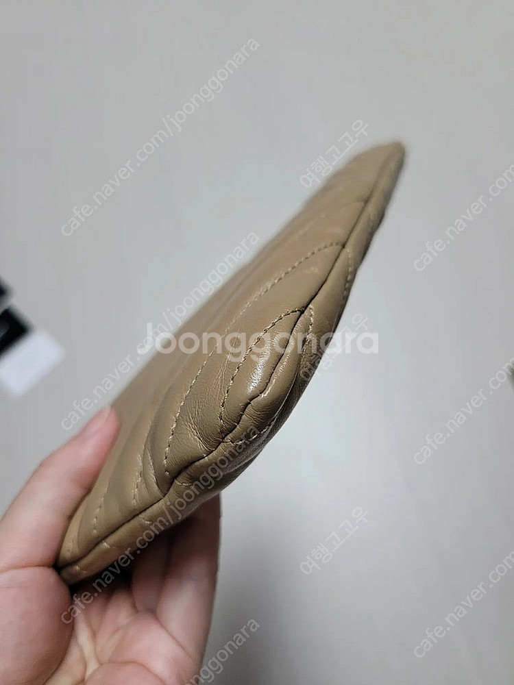 입생로랑 모노그램 마틀라세 클러치 스몰--8