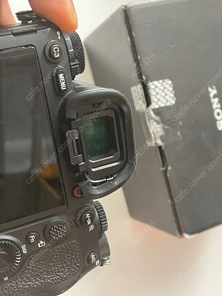 소니 a1 + 호환 세로그립 판매합니다.--0